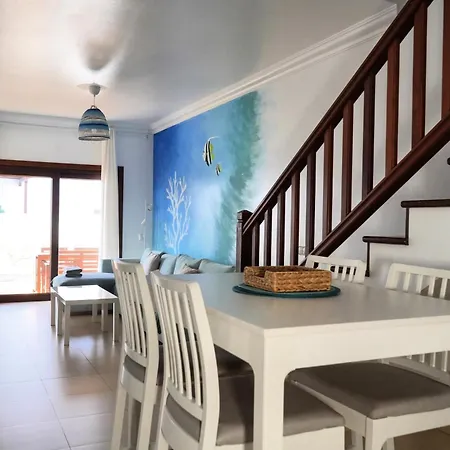 Belharra. En Urbanización Con Piscina. Apartamento