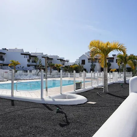 Belharra. En Urbanización Con Piscina. *