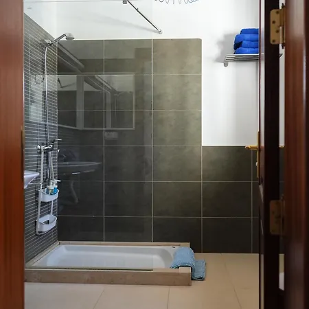 Apartamento Belharra. En Urbanización Con Piscina. *